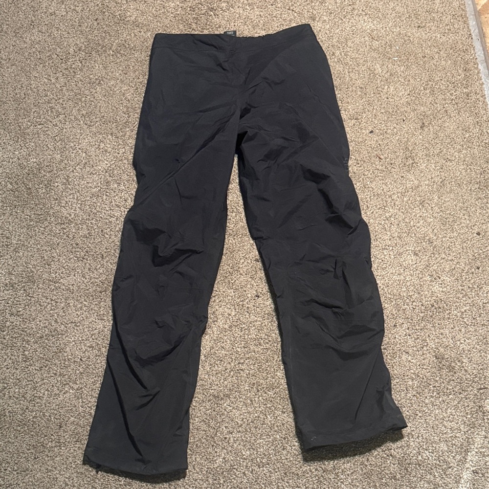 Men's L Rab Downpour Black Lightweight waterproof shell
